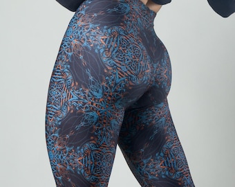 Scratching the Void Leggings - Free Postage