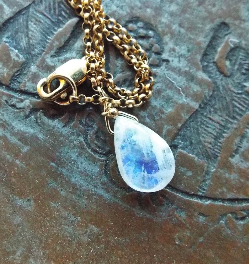 White Moonstone Blue Flash and Gold Filled Chain Anklet 10 inch Lobster clasp