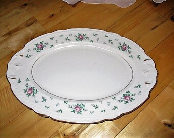 Large OVAL SERVING PLATTER Scattered with Pink Roses and Buds