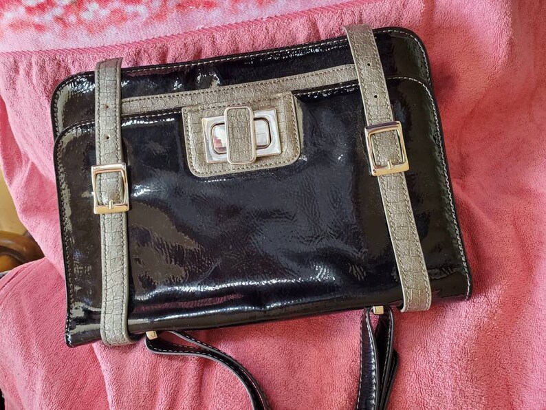 chocolate new york purse