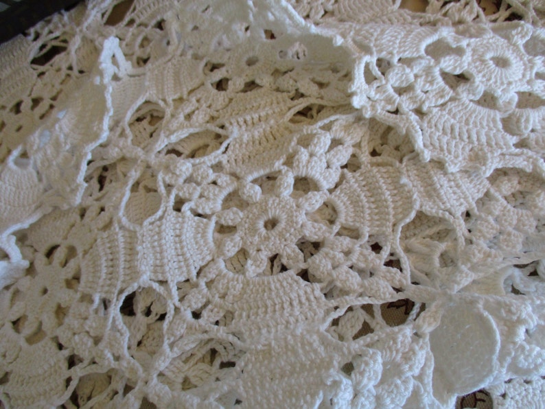 Vintage Handmade Crochet Cotton Bedspread/tablecloth/throw. - Etsy