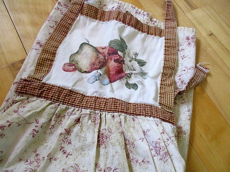 country cotton checkered Fruit apple pear apron China Galore Vintage Country Fruit Cotton Apron Very good Handmade Vintage Apron