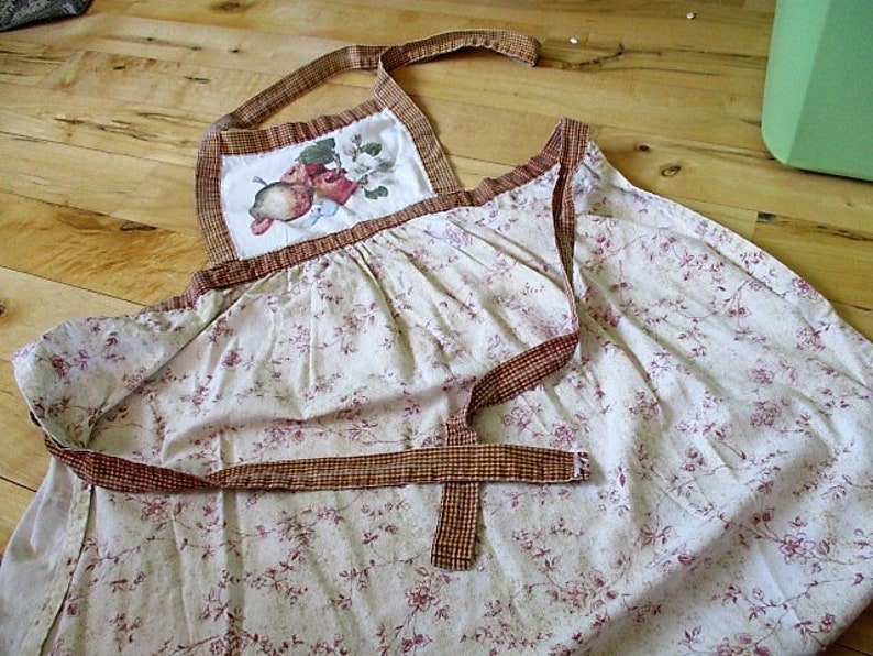 country cotton checkered Fruit apple pear apron China Galore Vintage Country Fruit Cotton Apron Very good Handmade Vintage Apron