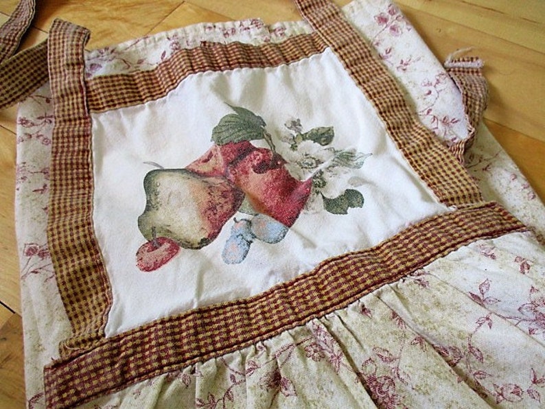 country cotton checkered Fruit apple pear apron China Galore Vintage Country Fruit Cotton Apron Very good Handmade Vintage Apron