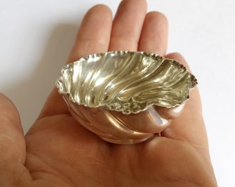 Salt cellar sterling silver novelty shell swirl flower bud Birmingham 1897 Ring Trinket Dish Pot Victorian