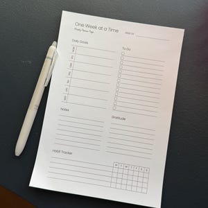 Weekly Planner Notepad | 50-Page Week at a Glance