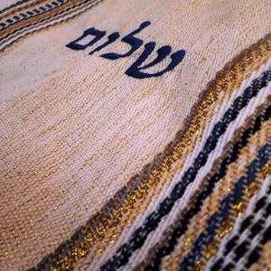 Grey cotton jersey with handmade tzitzit (15:38) – Yoffi ‒ The Flavor of  Israel. Unique Gifts from Israel