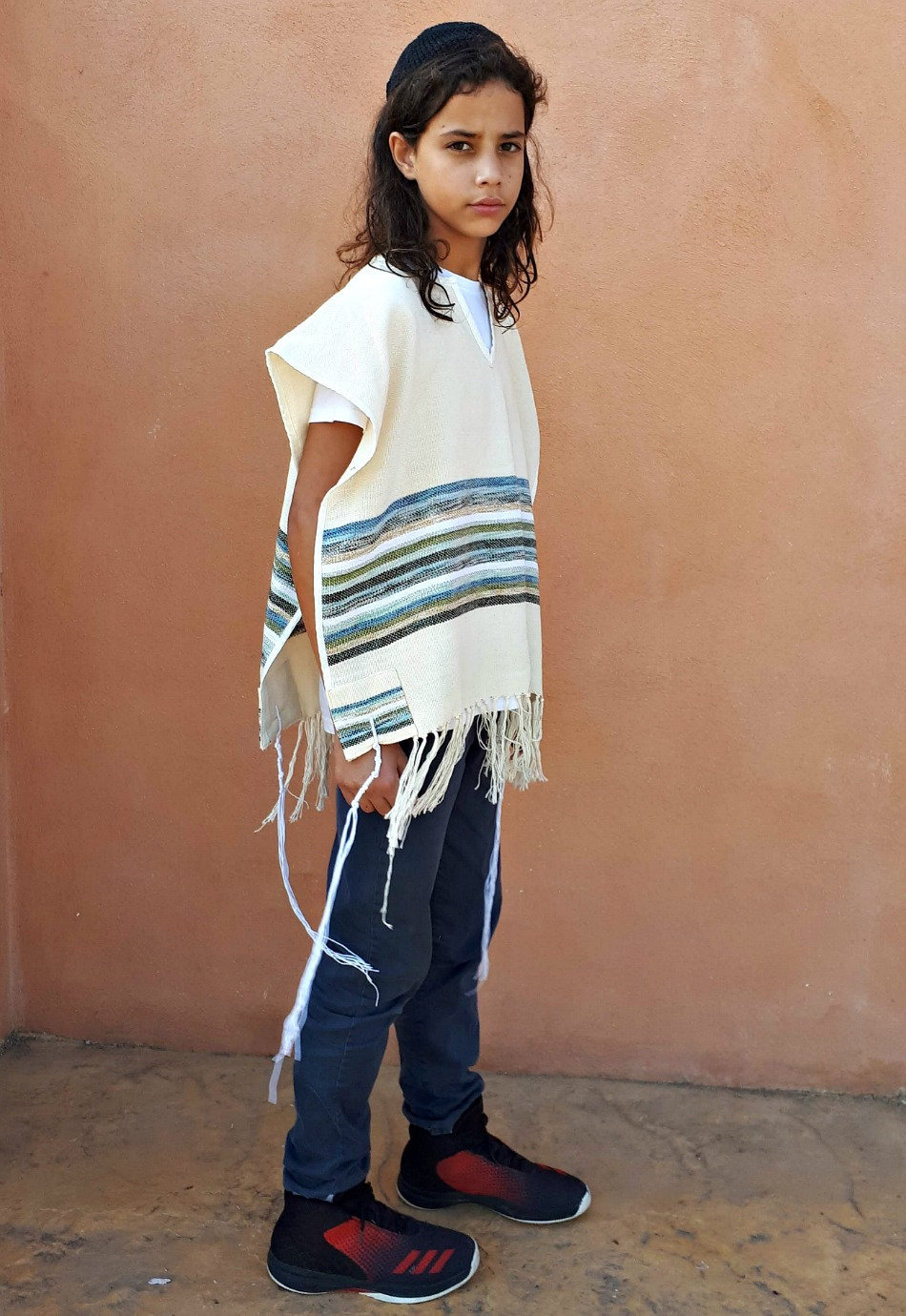 Grey cotton jersey with handmade tzitzit (15:38) – Yoffi ‒ The Flavor of  Israel. Unique Gifts from Israel