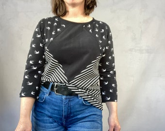Schwarzweißes Rautentop, Schwalbe, Streifen und Vögel, Colorblock, Casual Frau, Fledermausärmel T-Shirt, Shirt