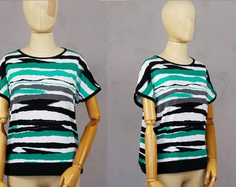 Casual geen striped top , short sleeved shirt, relax, easy fit,  cap sleeved, eco friendly woman, Casual top, color block