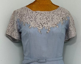 Vintage 1950s Light Blue Linen Dress with Lace Trim
