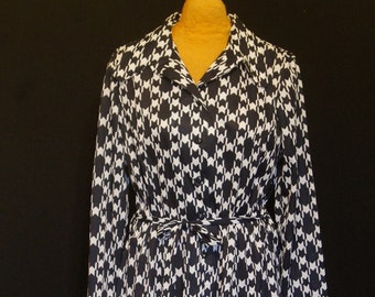 Vintage 1960s Houndstooth Dress: Black & White A-Line, Full Figure