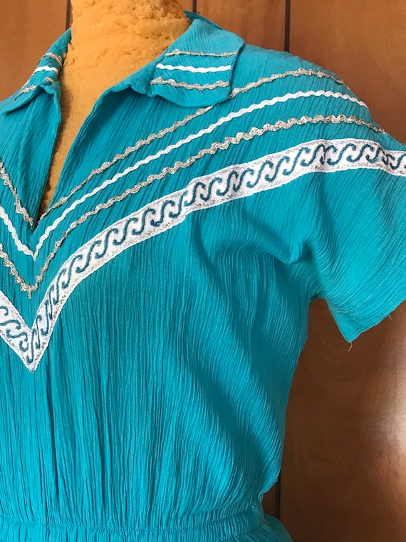 Vintage 1940 Ethnic Southwest Squaw Dress