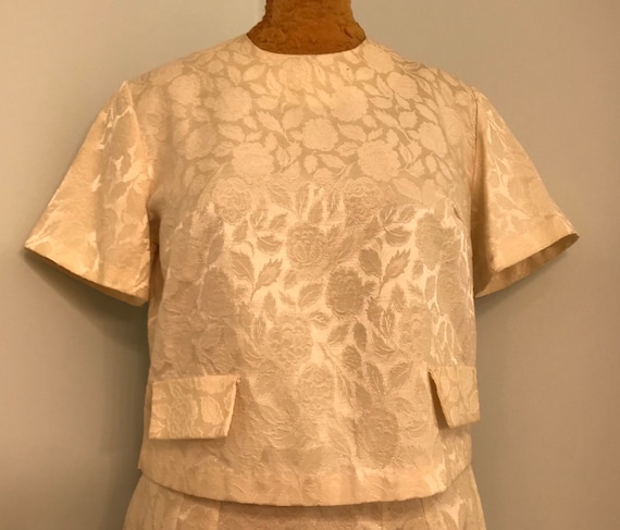 Vintage 1960 Winter White Brocade 2 Piece Suit~Top