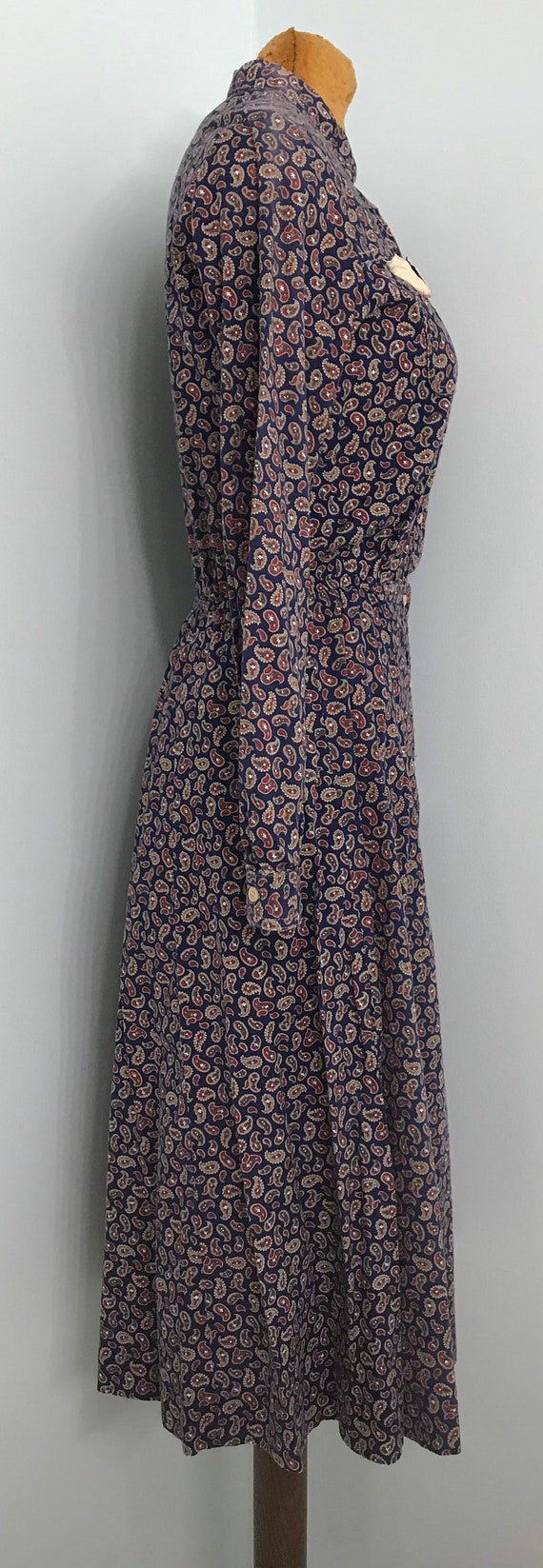 Vintage 1970 Navy Paisley Print Shirtwaist Dress~… - image 5