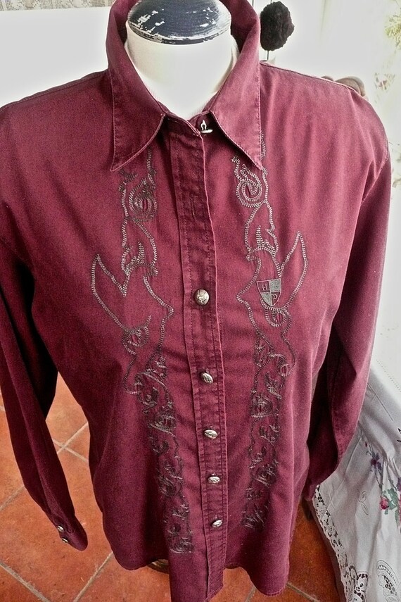 Harley Davidson Womens Shirt Top Vintage dameskleding Biker Biker Geborduurde Western Blouse Bourgondische lange mouwen Shirt Harley Davidson Womens Shirt Top Vintage dameskleding Biker Biker Geborduurde Western Blouse Bourgondische lange mouwen Shirt