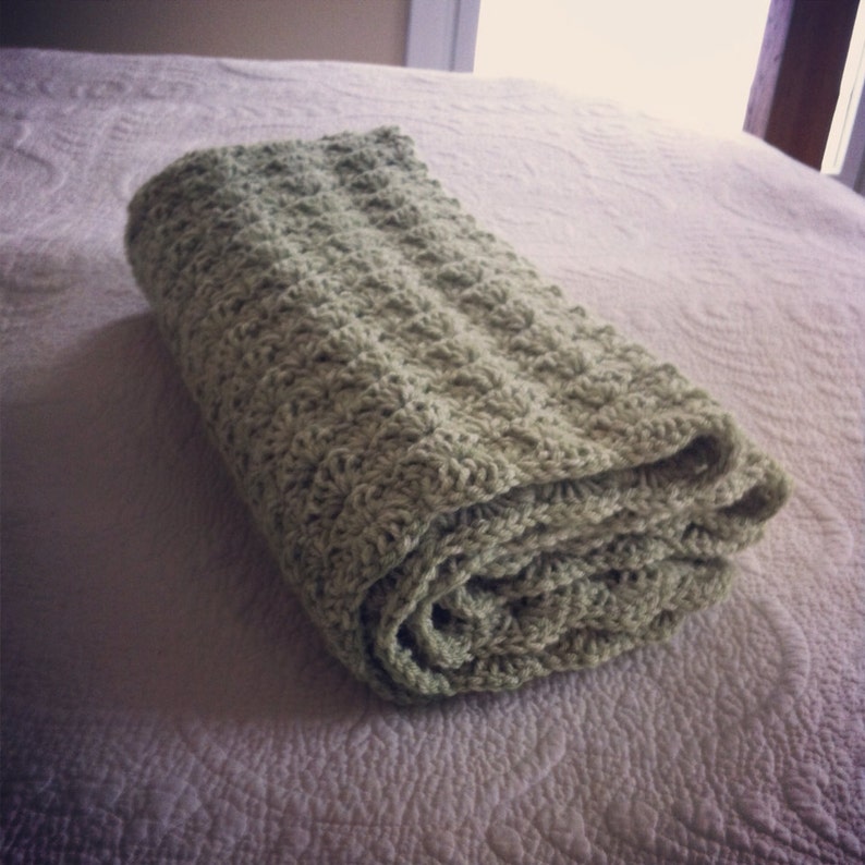 Light Olive Green Shell Crochet Baby Blanket With Scalloped Edging, Crib Size Blanket. Etsy Canada