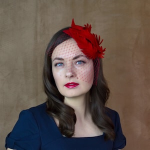 Red Felt Fascinator with Feathers and Birdcage Veil - Red Fascinator - Winter Wedding - Red Bridal Fascinator - Red Cocktail Hat