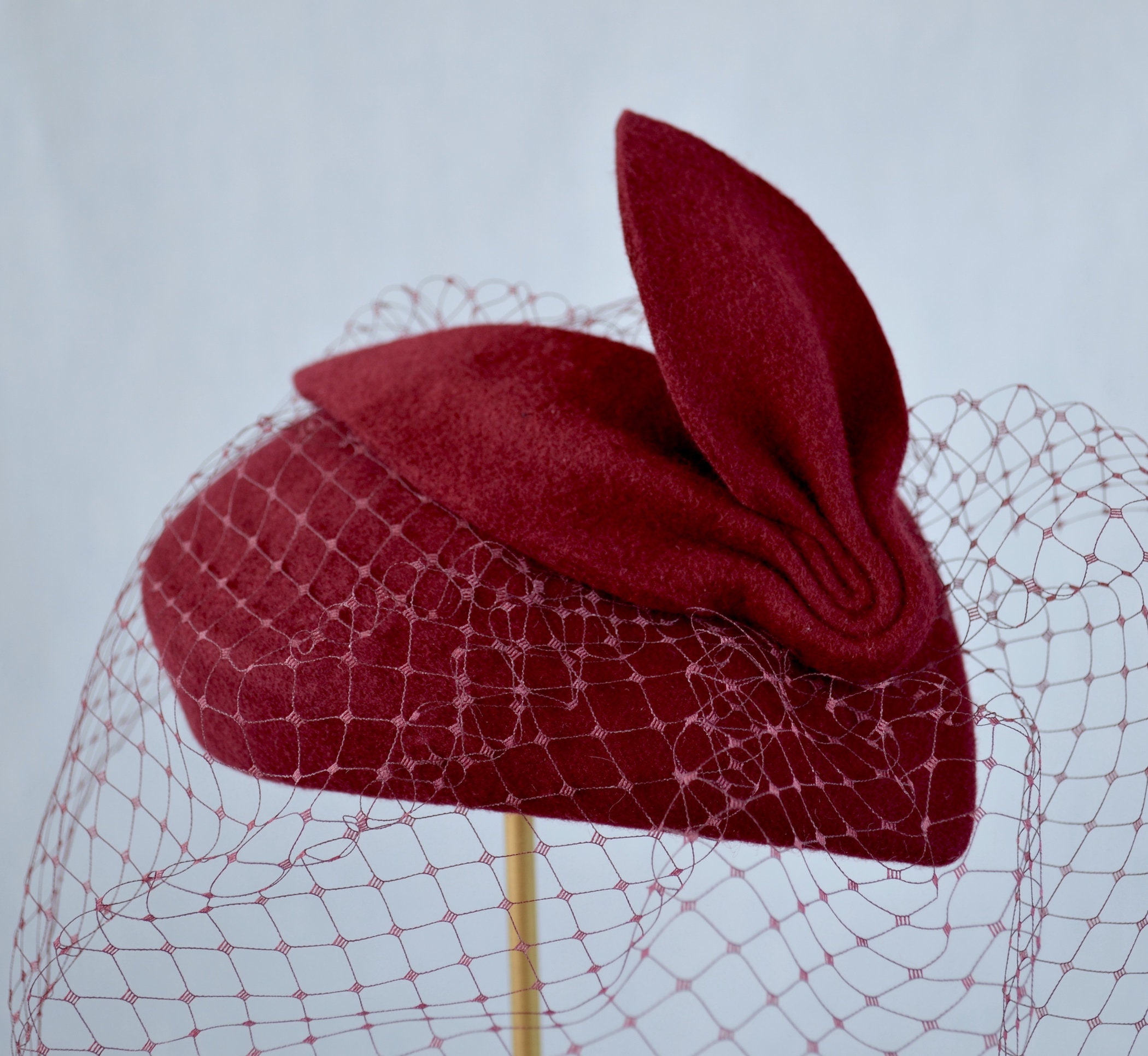 Burgundy Wool Felt Pillbox Hat With Leaf Detail and Birdcage  display picture 2