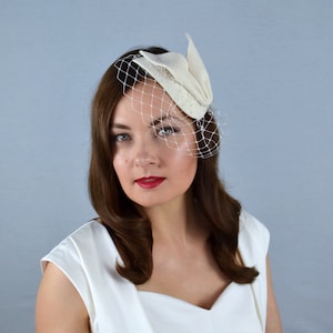 Feminine Bridal Headpiece with Leaf and Birdcage Veil - White Fascinator - Bridal Hat - Ivory Wedding Hat - Fascinator Hat - Bridal Shower