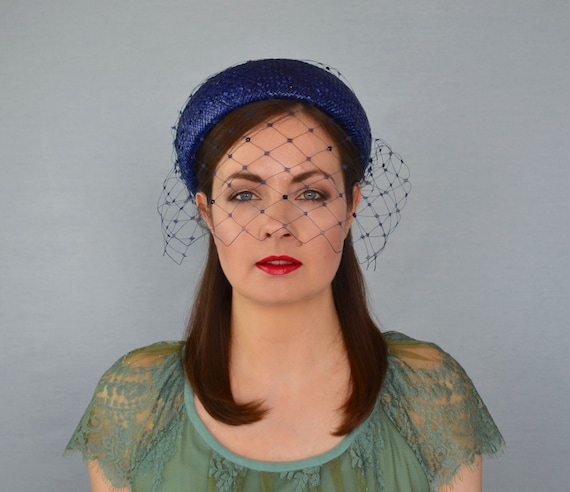 Navy Blue Pillbox Hat Vintage Style Church Wedding Fascinator Floral Mesh Veil BELLINDA - Navy Blue Pillbox Hat With Vintage Birdcage Veil  main image 2