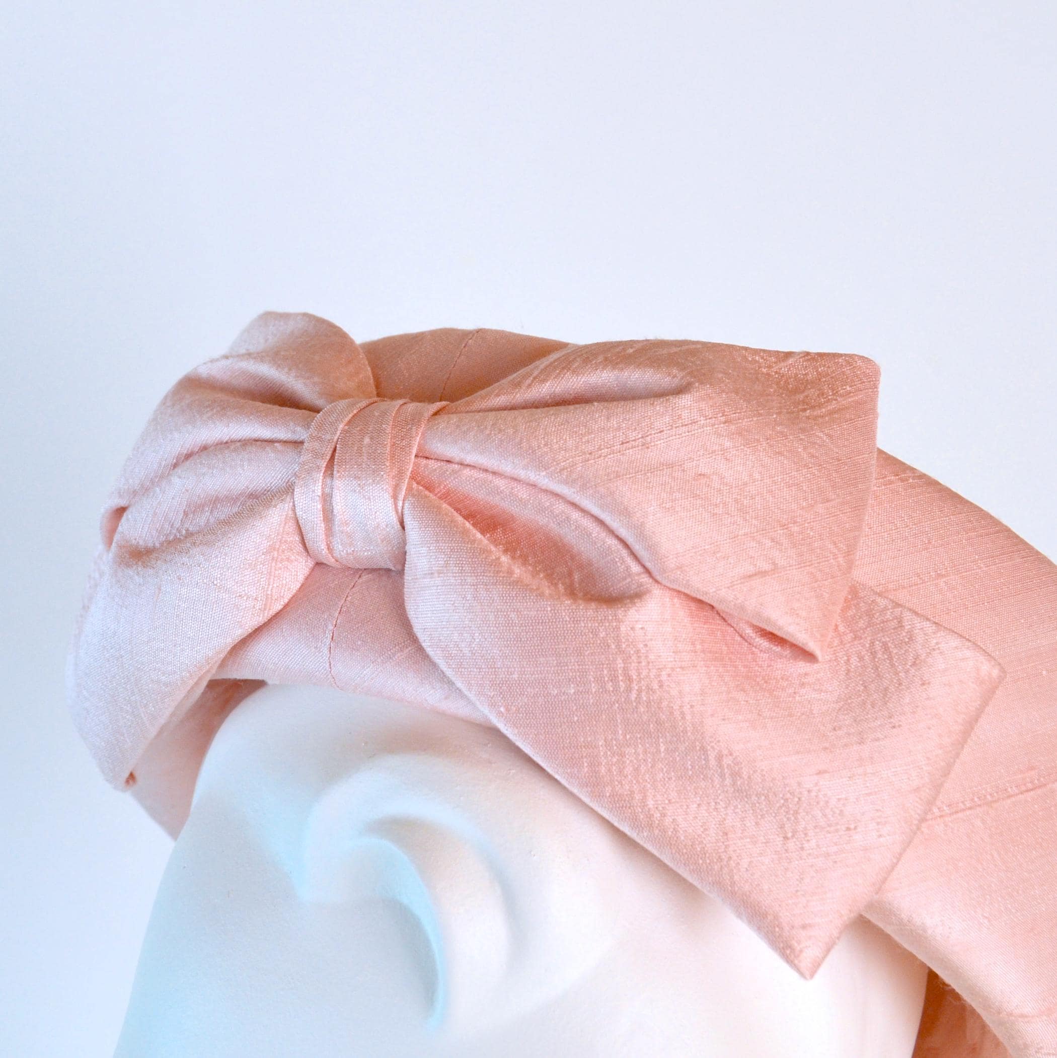 Silk Pillbox Hat With Bow - ROSALYNN – Pink Pillbox Hat 