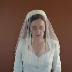 Bridal Headpiece with Veil - ELEANOR - Bridal Pillbox Hat - Pillbox Hat - Bridal Headpiece - 50s Hat - Hat Bride - Bride Hat - Bridal Veil