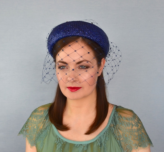 Dark Blue Straw Pillbox Hat With Birdcage Veil - Blue  display picture 1