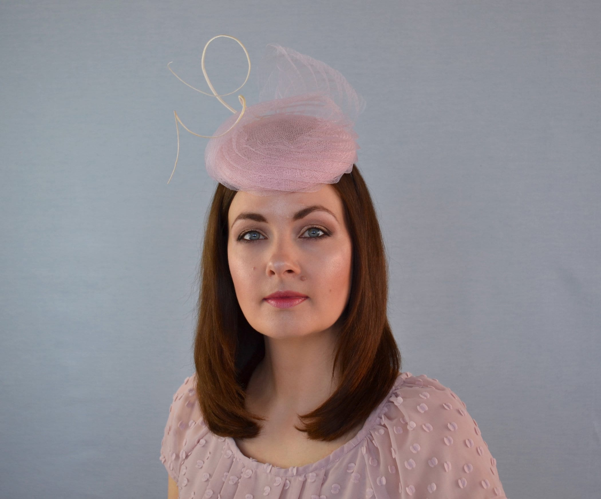 Pale Pink Pillbox Hat With Pleated Crin 