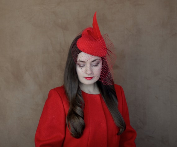 Red Felt Heart Shaped Hat With Birdcage Veil - Red Pillbox  display picture 1