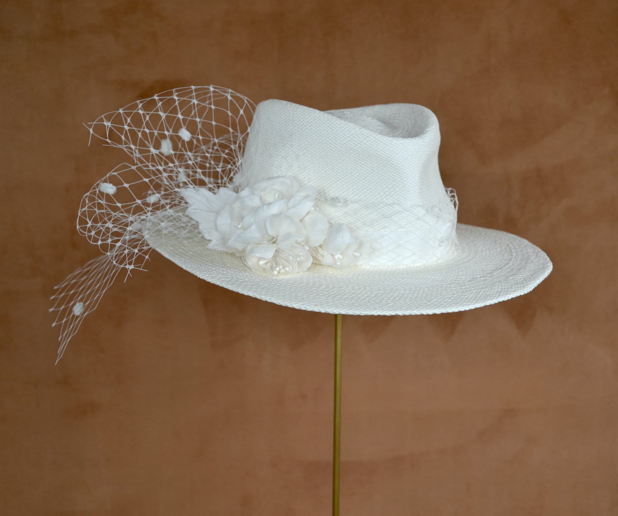 Bridal Fedora Hat With Birdcage Veil and Handmade Silk  display picture 3