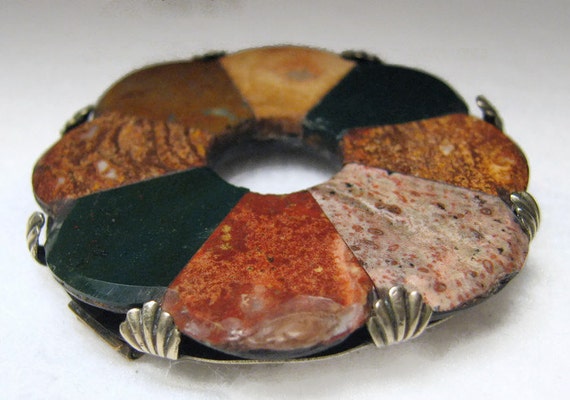 VICTORIAN SCOTTISH PEBBLE Brooch c.1860-70 -- Gor… - image 3