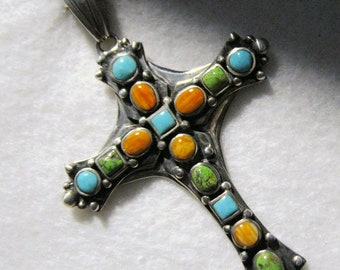 Pendentif vintage NAVAJO/Melissa Yazzie CROSS -- Turquoise, gaspeite et huître épineuse en sterling, 3" de long, 21 grammes, excellent état.