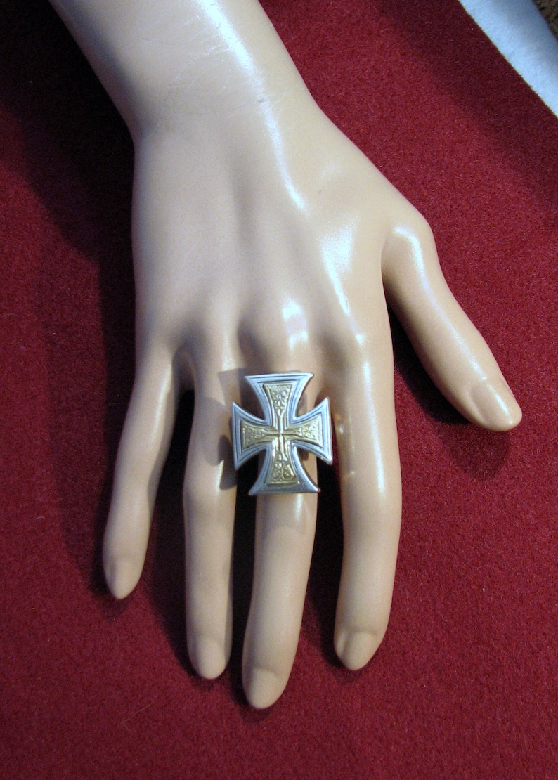 21 Grams Vintage GEROCHRISTO Solid 18k Yellow Gold and Sterling Byzantine CROSS Ring Size 7-34 Excellent Condition Solid Gold