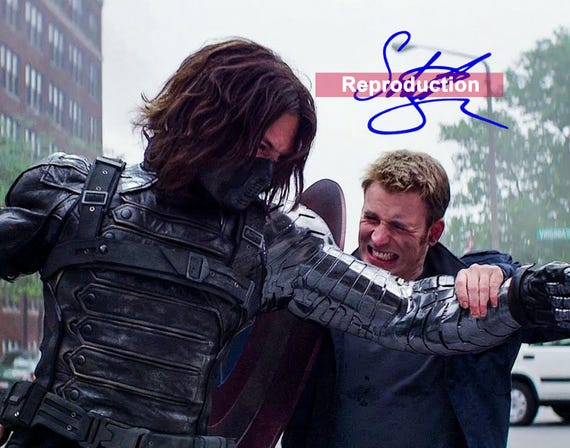 セバスチャン・スタン直筆サイン入り11x14写真 バッキー・バーンズ