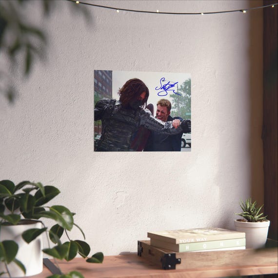 セバスチャン・スタン直筆サイン入り11x14写真 バッキー・バーンズ