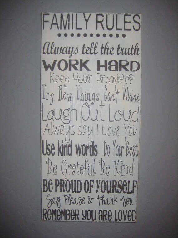 Items similar to FAMILY RULES on Etsy