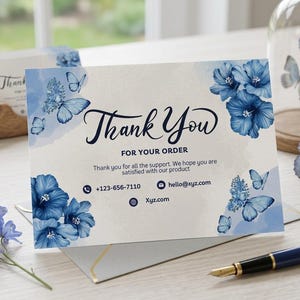 Modello modificabile per biglietto di ringraziamento aziendale con motivo floreale blu / Modello Canva per inserto ordine personalizzato / Biglietto stampabile per confezione negozio PNG PDF