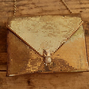 Vintage Gold mesh Whiting and Davis Evening clutch/purse with metal strap