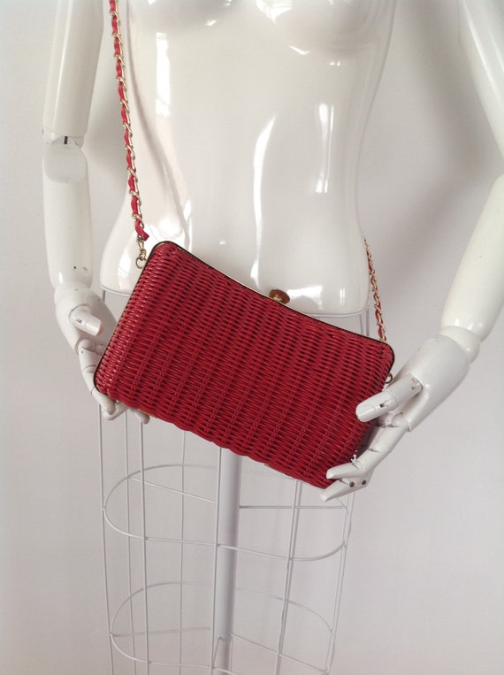 Vintage Red woven versatile purse with metal gold 
