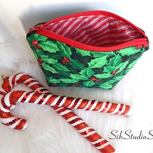 Holly Berry Makeup Bag, Wipeable Interior, 6.5 x 5 x 2 inches, Zipper Closure image 3