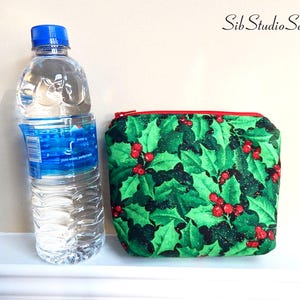 Holly Berry Makeup Bag, Wipeable Interior, 6.5 x 5 x 2 inches, Zipper Closure image 5