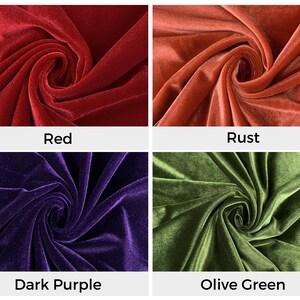Pu&ograve; includere: Quattro campioni di tessuto in diversi colori: rosso, ruggine, viola scuro e verde oliva. Il tessuto &egrave; un velluto con una texture morbida e soffice.