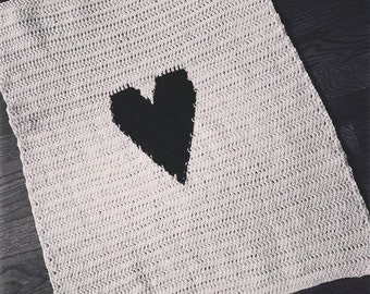 Cozy Heart Blanket - Handmade with Love, Crochet Heart Afghan - Perfect Photo Prop, Handcrafted Heart Afghan - Unique Gift Idea