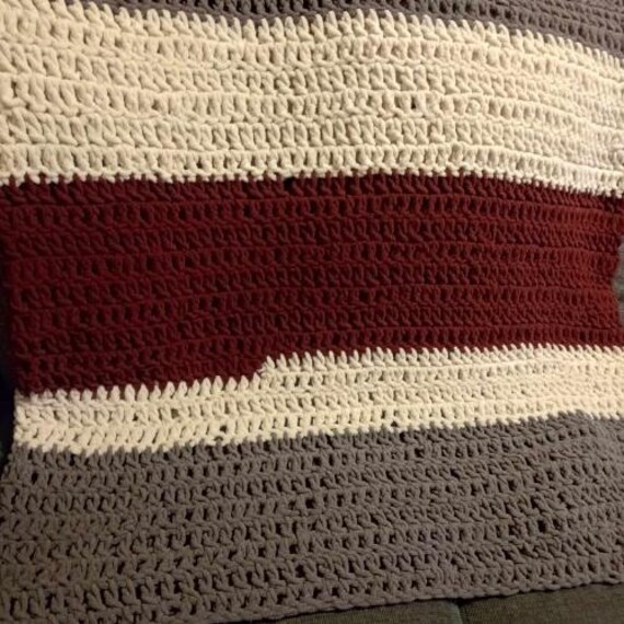 Bernat hibernate knit blanket hotsell