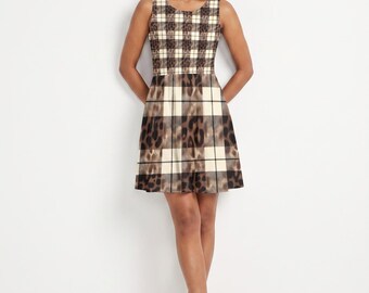 Vestido skater con estampado de leopardo y cuadros para mujer, corte entallado y acampanado con estampado animal en tonos chocolate y moca / Lujo discreto para ocasiones de otoño, arte para vestir XS–3XL