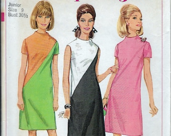 Vintage 1967 Simplicity 7075 Mod One-Piece Dress Sewing Pattern Size 9 Bust 30 1/2"