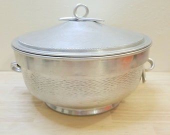 1960's Hammered Aluminum Hot Or Cold Double Walled Insulated Serving Bowl- Made In Italy IC-2