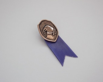 Secret Crow Brooch *Blue ribbon*