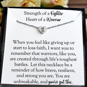 Krijger ketting, kracht cadeau, kanker lint ketting in goud en zilver, kankeroverlevende, kanker bewustzijn sieraden, kanker ondersteuning cadeau